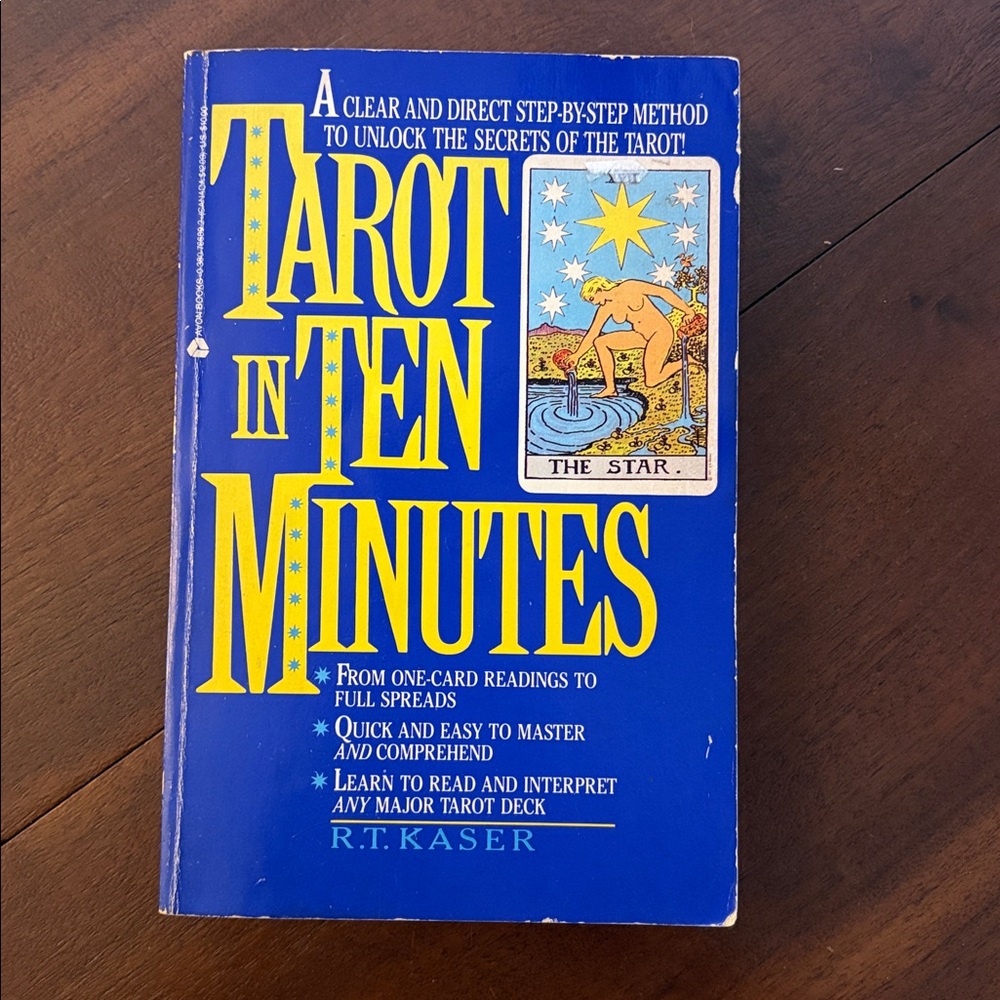 Tarot in Ten Minutes Book